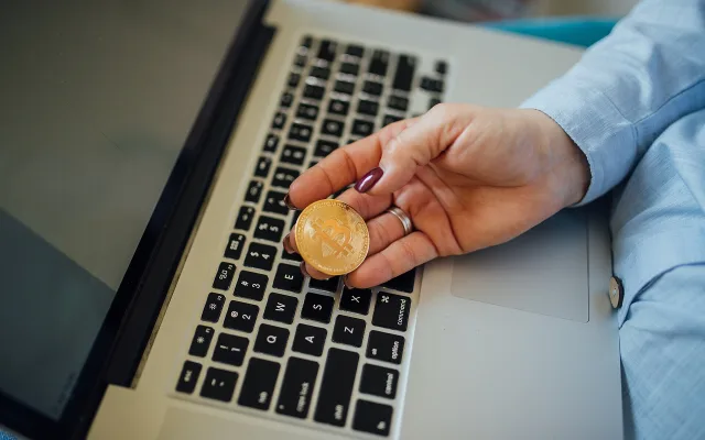 Criptomonedele și ANAF: Ce trebuie să declari și cum se aplică legislația fiscală