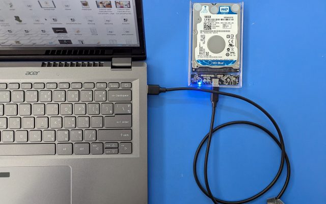 Cum să faci un backup complet gratuit (telefon, PC și cloud)