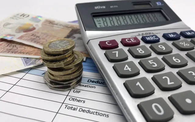 Cum să economisești la abonamentele tech lunare