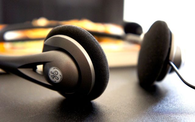 Formate audio explicate: MP3, FLAC, AAC — care sună mai bine
