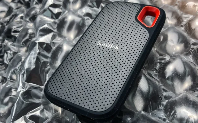 SSD extern de 1TB în 2026: Ghid complet de alegere pentru performanță și siguranță